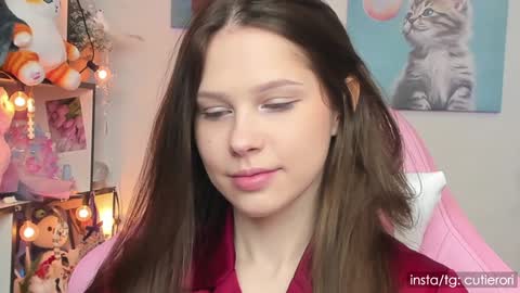 Snapshot of cutierori chatting on January 2025 05:07:02 AM Rori Instagram cutierori online show from January 2025 05:07:02 AM