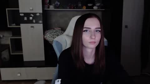 Snapshot of cutti_crystal chatting on October 2025 08:19:01 PM Cutti Crystal online show from October 2025 08:19:01 PM