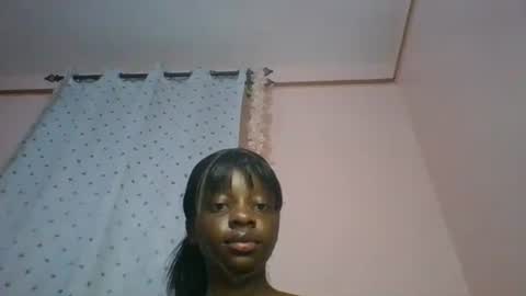 cutty_teshy online show from November 2025 06:30:01 PM