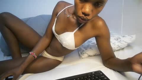 cutybella_ online show from March 2025 05:11:01 AM