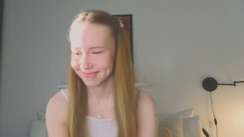 Snapshot of cuute_angell chatting on May 2026 05:09:01 PM Virginia See you on Sunday online show from May 2026 05:09:01 PM
