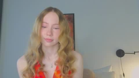 Snapshot of cuute_angell chatting on June 2026 05:15:02 PM Virginia See you on Sunday online show from June 2026 05:15:02 PM