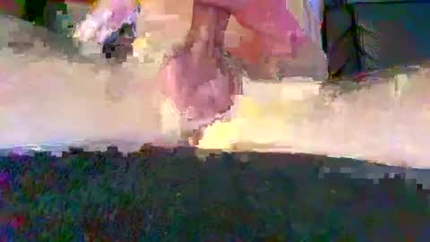 Snapshot of cwaddle chatting on December 2024 03:31:02 PM cwaddle online show from December 2024 03:31:02 PM