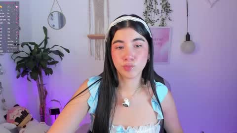 Snapshot of cyber_lizz chatting on April 2026 10:19:02 PM Liz online show from April 2026 10:19:02 PM