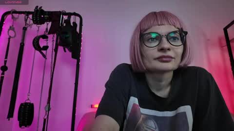 Snapshot of cyberxgoddess_ chatting on June 2026 06:48:01 AM Lily Goddess online show from June 2026 06:48:01 AM