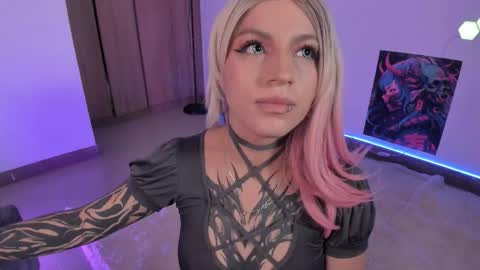  cyber zoe   online show from January 2026 01:55:02 AM