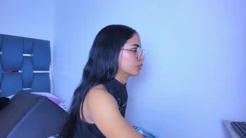 cyndycranforsquirt online show from May 2026 06:57:01 PM