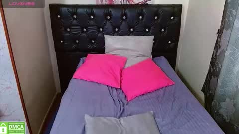 Cynthia online show from December 2025 04:47:01 PM