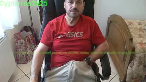 Chris online show from October 2025 04:49:01 PM