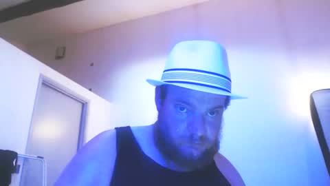 Cyrilhot88 online show from April 2026 06:38:01 PM