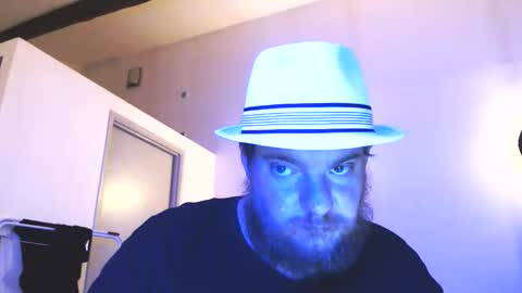Cyrilhot88 online show from April 2026 02:18:01 AM