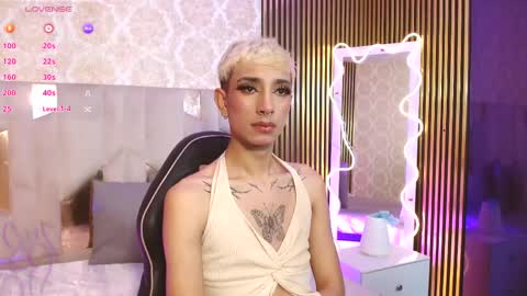 cyrus_tay online show from June 2026 03:06:02 PM