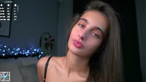 Isabella online show from January 2026 01:11:01 AM