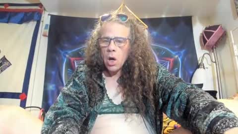 Andrew Thomas online show from November 2025 03:05:01 AM