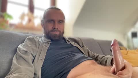 Snapshot of d0n_gi0vanni chatting on January 2025 11:01:02 AM d0n_gi0vanni online show from January 2025 11:01:02 AM