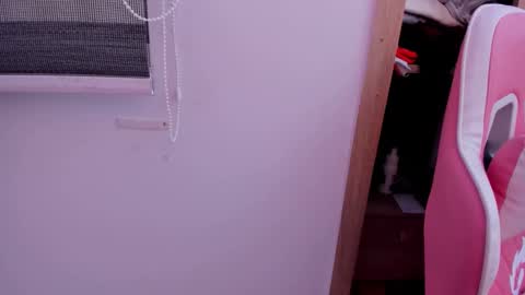 Snapshot of d___darling chatting on December 2024 11:04:01 AM darling online show from December 2024 11:04:01 AM