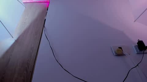 Snapshot of d___darling chatting on December 2024 08:18:01 AM darling online show from December 2024 08:18:01 AM