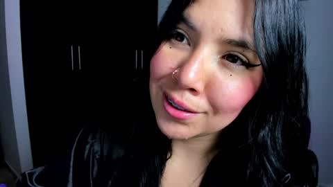 Ailyn  online show from January 2025 04:10:01 AM