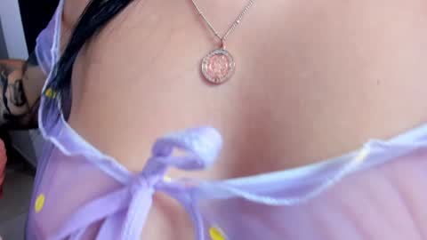 Ailyn  online show from February 2025 01:44:01 AM