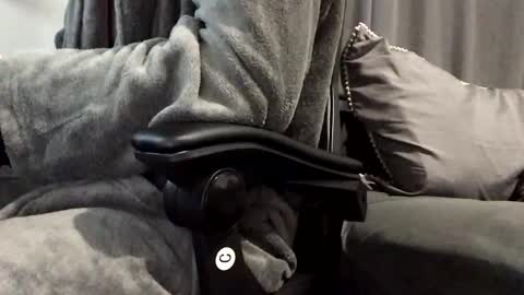 daan2021 online show from April 2026 07:47:01 PM