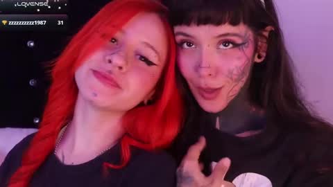 Snapshot of daarlene chatting on January 2025 04:03:01 PM Darlene online show from January 2025 04:03:01 PM