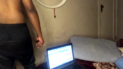 Snapshot of dad_tothesehoes chatting on January 2025 07:38:01 PM dad_tothesehoes online show from January 2025 07:38:01 PM