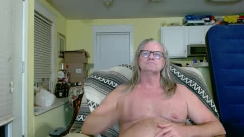 Snapshot of daddieite chatting on September 2025 08:16:02 AM cum amongus online show from September 2025 08:16:02 AM