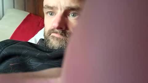 daddio422 online show from November 2025 02:39:02 PM