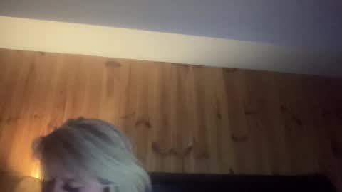 married couple smoking sucking and partying online show from December 2024 10:21:01 AM