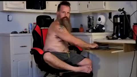 Snapshot of daddydraco82 chatting on August 2026 08:47:01 PM Daddy Draco online show from August 2026 08:47:01 PM