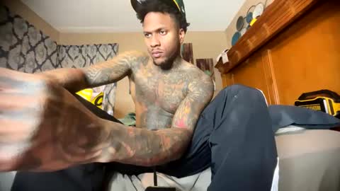 sexy tatted king bbc online show from November 2025 05:58:02 PM