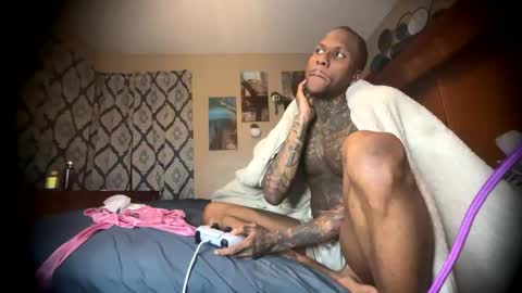 Snapshot of daddyjanimal chatting on May 2026 07:27:02 AM sexy tatted king bbc online show from May 2026 07:27:02 AM