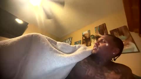 Snapshot of daddyjanimal chatting on May 2026 10:49:01 PM sexy tatted king bbc online show from May 2026 10:49:01 PM