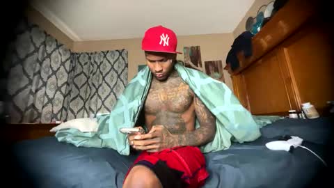 Snapshot of daddyjanimal chatting on May 2026 03:30:01 PM sexy tatted king bbc online show from May 2026 03:30:01 PM