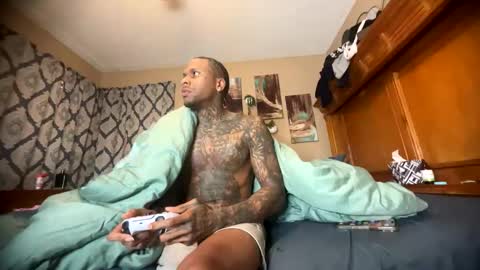 Snapshot of daddyjanimal chatting on June 2026 07:26:02 PM sexy tatted king bbc online show from June 2026 07:26:02 PM
