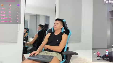 Snapshot of daddyrich4u chatting on October 2025 12:41:02 AM daddyrich4u online show from October 2025 12:41:02 AM