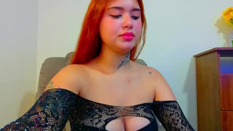 Snapshot of daddys_little_secrett chatting on September 2025 12:56:02 AM Valen online show from September 2025 12:56:02 AM