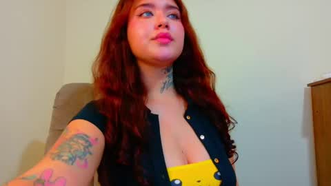 Snapshot of daddys_little_secrett chatting on October 2025 04:21:02 AM Valen online show from October 2025 04:21:02 AM