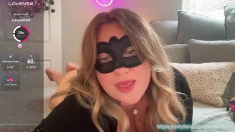 Snapshot of daddyslittlegirl12 chatting on March 2025 07:37:01 PM Jaime online show from March 2025 07:37:01 PM