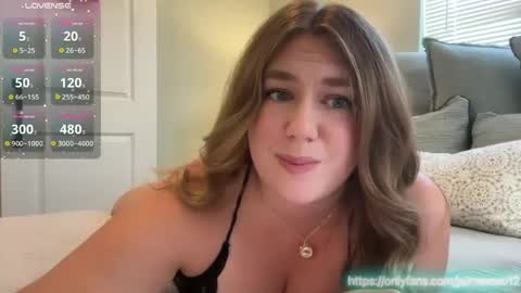 Snapshot of daddyslittlegirl12 chatting on September 2025 05:18:01 PM Jaime online show from September 2025 05:18:01 PM