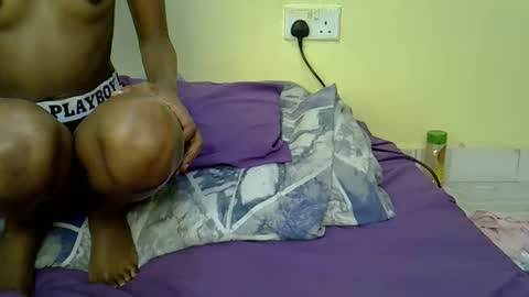 Daddys love online show from October 2025 04:40:02 PM