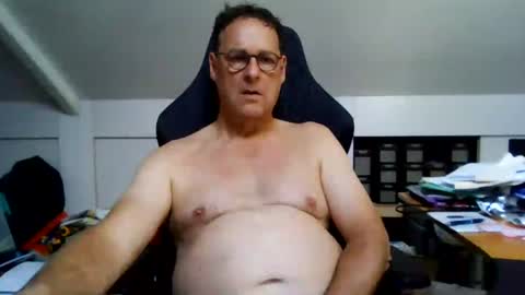 Snapshot of daddyspoenk chatting on July 2026 02:35:01 PM Dannyspoenk online show from July 2026 02:35:01 PM