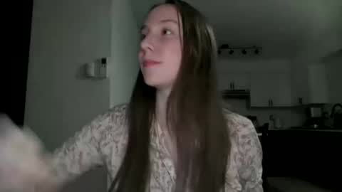 Snapshot of daddysssgoodgirl chatting on October 2025 05:17:02 AM daddys good girl online show from October 2025 05:17:02 AM