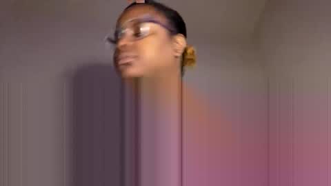 Snapshot of dadeesqtpieluvsu chatting on February 2026 02:22:02 PM DadeesQTPie online show from February 2026 02:22:02 PM