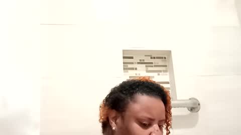 Snapshot of dadeesqtpieluvsu chatting on February 2026 11:28:02 PM DadeesQTPie online show from February 2026 11:28:02 PM