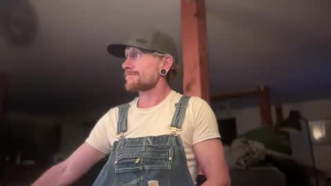 Snapshot of daemon456321 chatting on February 2025 11:32:01 AM daemon online show from February 2025 11:32:01 AM