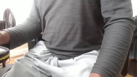 daffyduck71 online show from February 2025 06:19:02 PM