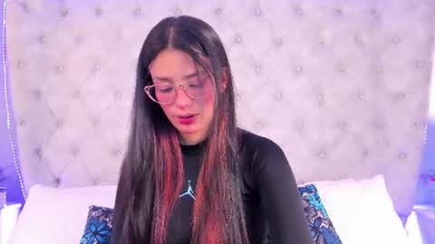 dafne_bss online show from June 2026 07:07:01 AM