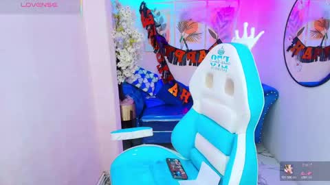 Snapshot of dafne_huges chatting on November 2025 12:40:02 PM dafne huges online show from November 2025 12:40:02 PM