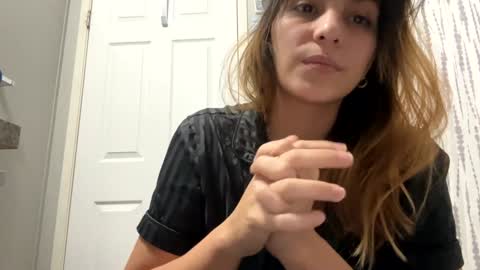 Snapshot of dafnecloutier chatting on February 2025 12:37:01 PM Dafne 27 Cory-24 online show from February 2025 12:37:01 PM